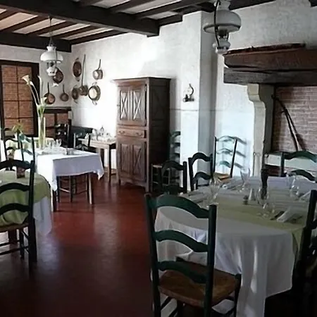 Le Relais De L'armagnac Szálloda Luppé-Violles
