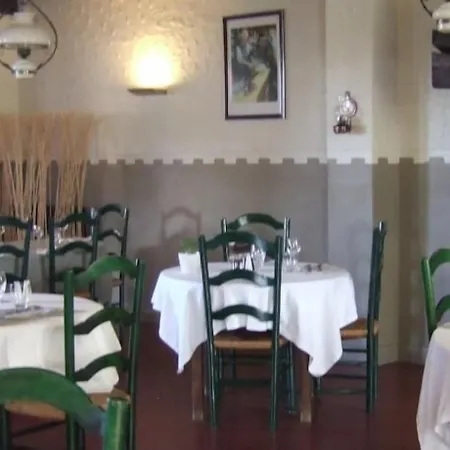 Szálloda Le Relais De L'armagnac Luppé-Violles